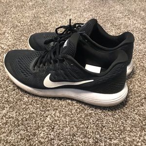 Men’s Nike Lunarlon tennis shoe